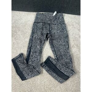 Lululemon Athletica Wunder Under Hi-Rise 7/8 Leggings Size 4 Black White Print